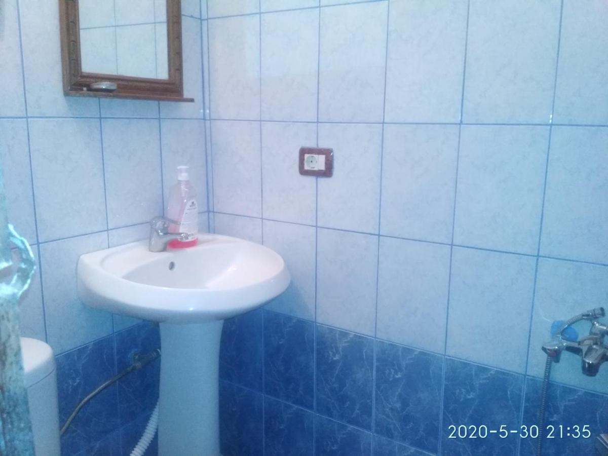 Karafil Guesthouse Gjirokastër Eksteriør bilde