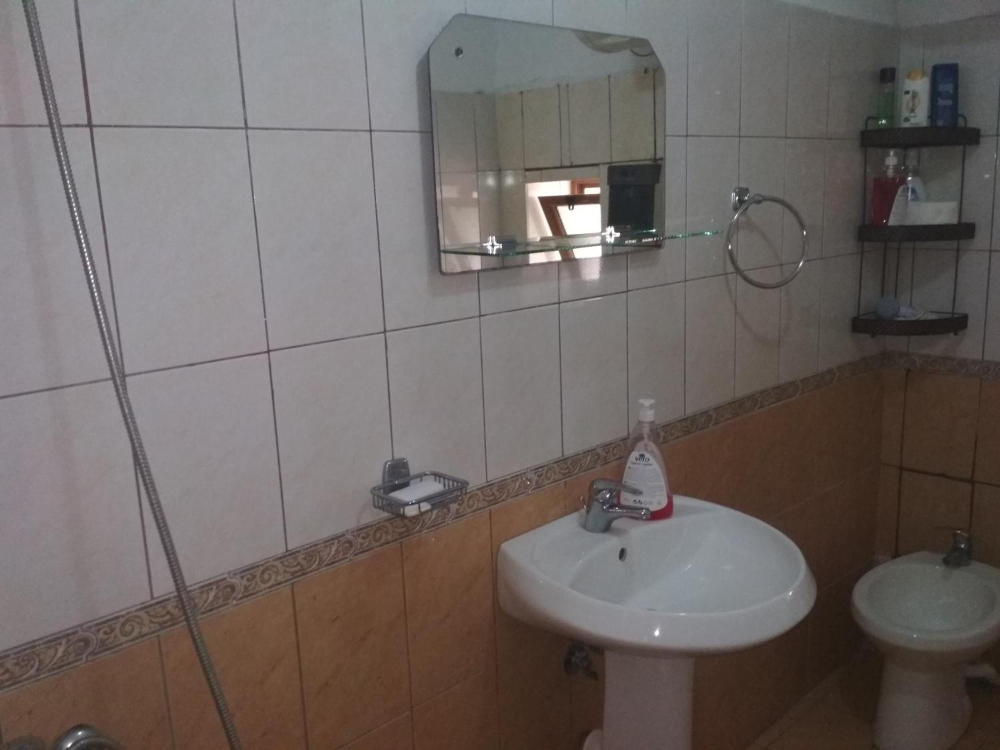 Karafil Guesthouse Gjirokastër Eksteriør bilde