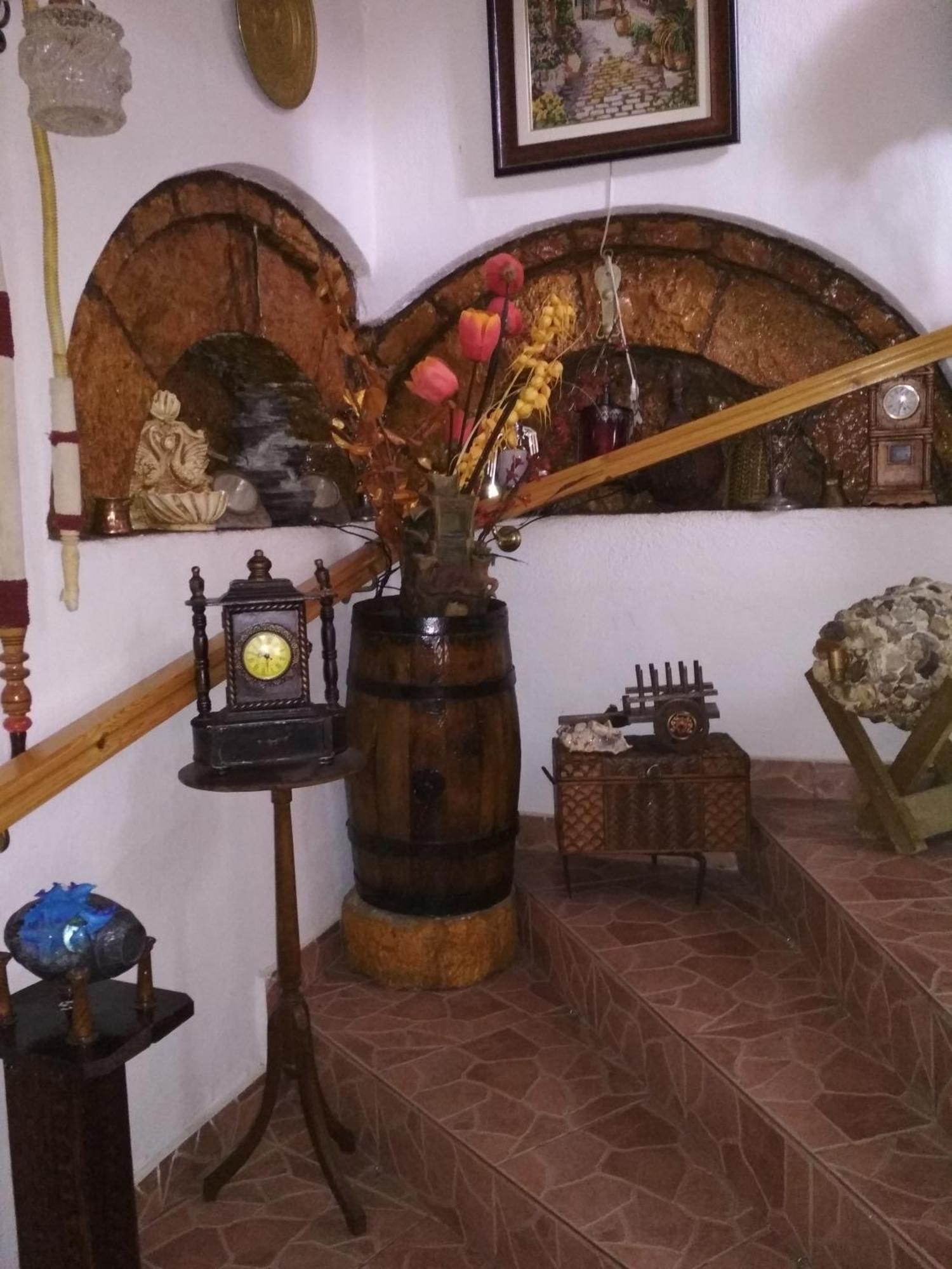 Karafil Guesthouse Gjirokastër Eksteriør bilde